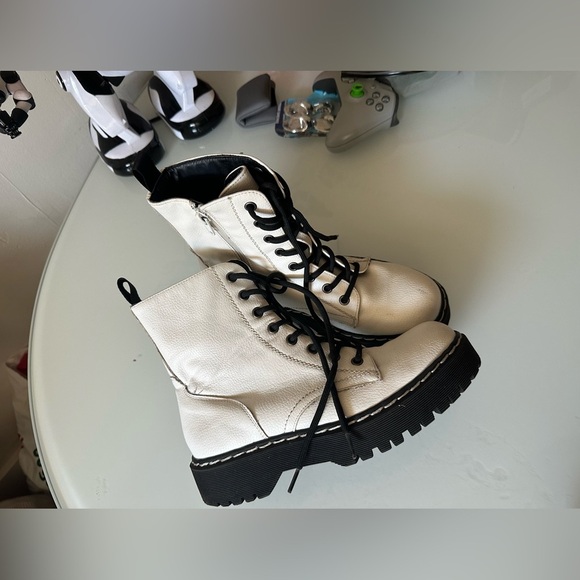 Sincerely Jules White and Black Combat Boots - Picture 1 of 3